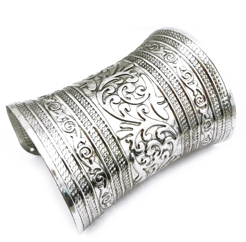 خمر سبيكة واسعة الكفة سوار للن - مراجعة Men Accessories India وسعره
